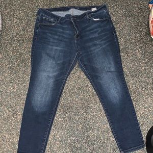 Woman’s petite 18 super skinny jeans
